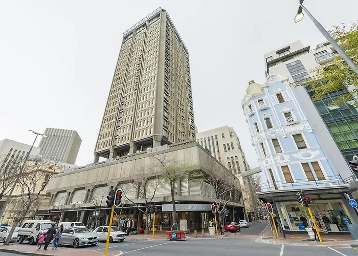 #1003 Cartwright - Stylish & Central